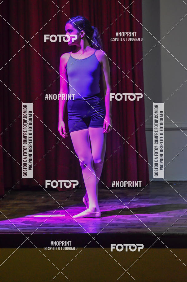 Buy your photos of the eventApresentao de dana  da Escola Uruguai na Escola Rainha do Brasil on Fotop