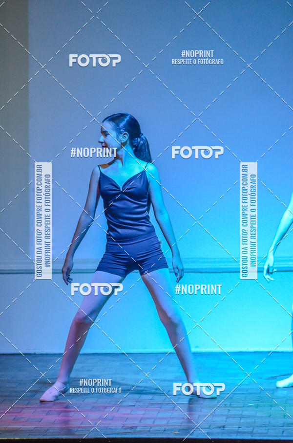 Buy your photos of the eventApresentao de dana  da Escola Uruguai na Escola Rainha do Brasil on Fotop