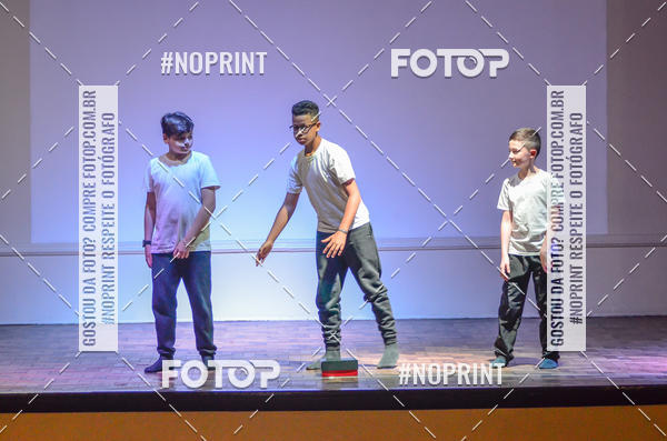 Buy your photos of the eventApresenta��o de dan�a  da Escola Uruguai na Escola Rainha do Brasil on Fotop