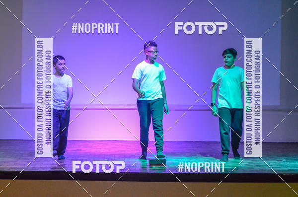 Buy your photos of the eventApresenta��o de dan�a  da Escola Uruguai na Escola Rainha do Brasil on Fotop
