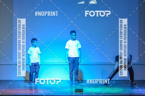 Buy your photos of the eventApresenta��o de dan�a  da Escola Uruguai na Escola Rainha do Brasil on Fotop