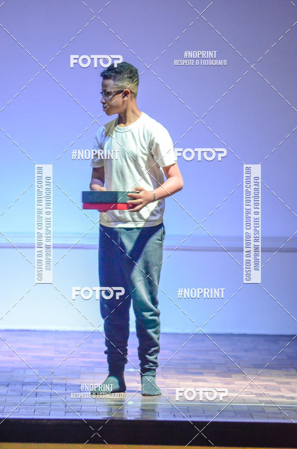 Buy your photos of the eventApresenta��o de dan�a  da Escola Uruguai na Escola Rainha do Brasil on Fotop