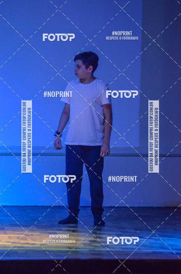 Buy your photos of the eventApresenta��o de dan�a  da Escola Uruguai na Escola Rainha do Brasil on Fotop