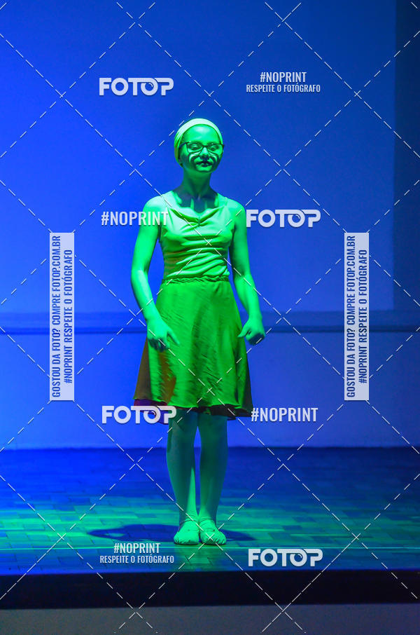 Buy your photos of the eventApresenta��o de dan�a  da Escola Uruguai na Escola Rainha do Brasil on Fotop