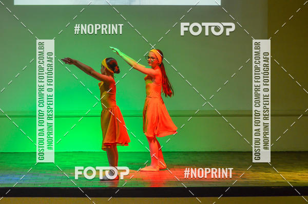 Buy your photos of the eventApresenta��o de dan�a  da Escola Uruguai na Escola Rainha do Brasil on Fotop