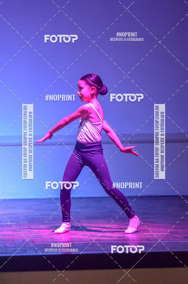 Achetez vos photos de l'�v�nementApresenta��o de dan�a  da Escola Uruguai na Escola Rainha do Brasil sur Fotop