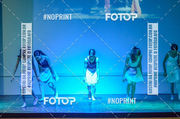 Buy your photos of the eventApresenta��o de dan�a  da Escola Uruguai na Escola Rainha do Brasil on Fotop