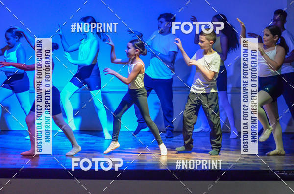 Achetez vos photos de l'�v�nementApresenta��o de dan�a  da Escola Uruguai na Escola Rainha do Brasil sur Fotop