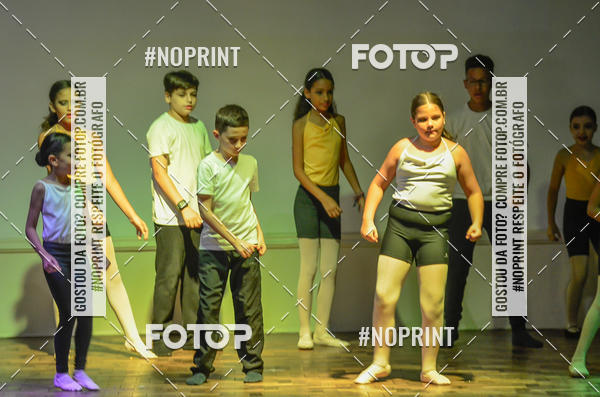 Achetez vos photos de l'�v�nementApresenta��o de dan�a  da Escola Uruguai na Escola Rainha do Brasil sur Fotop