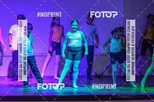 Achetez vos photos de l'�v�nementApresenta��o de dan�a  da Escola Uruguai na Escola Rainha do Brasil sur Fotop