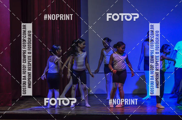 Achetez vos photos de l'�v�nementApresenta��o de dan�a  da Escola Uruguai na Escola Rainha do Brasil sur Fotop
