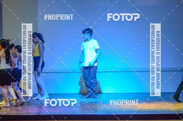 Buy your photos of the eventApresentao de dana  da Escola Uruguai na Escola Rainha do Brasil on Fotop