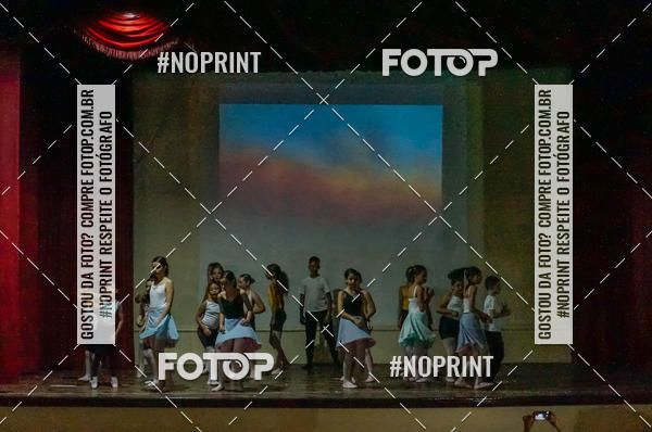 Buy your photos of the eventApresentao de dana  da Escola Uruguai na Escola Rainha do Brasil on Fotop