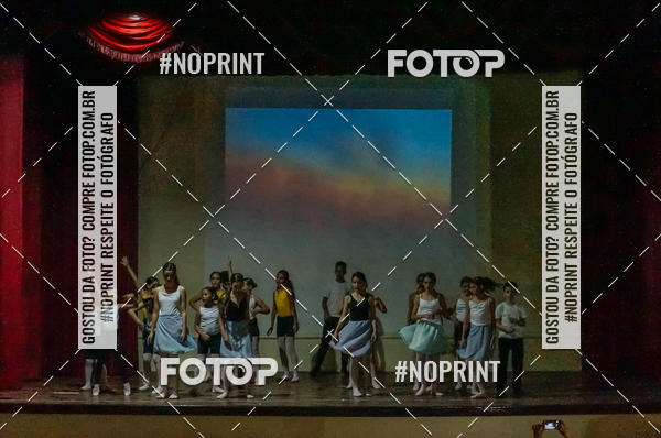 Buy your photos of the eventApresentao de dana  da Escola Uruguai na Escola Rainha do Brasil on Fotop