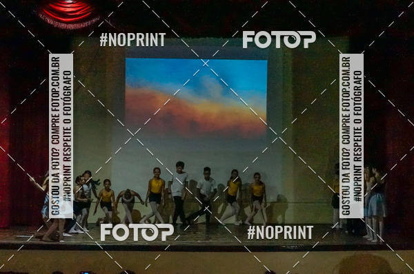 Buy your photos of the eventApresentao de dana  da Escola Uruguai na Escola Rainha do Brasil on Fotop