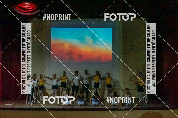 Buy your photos of the eventApresentao de dana  da Escola Uruguai na Escola Rainha do Brasil on Fotop