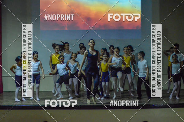 Buy your photos of the eventApresentao de dana  da Escola Uruguai na Escola Rainha do Brasil on Fotop