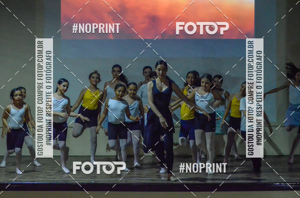 Buy your photos of the eventApresentao de dana  da Escola Uruguai na Escola Rainha do Brasil on Fotop