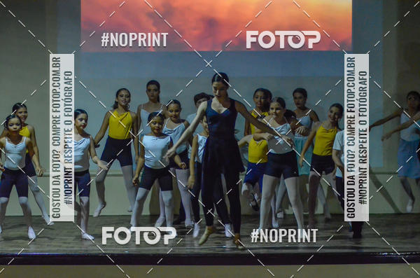 Buy your photos of the eventApresentao de dana  da Escola Uruguai na Escola Rainha do Brasil on Fotop