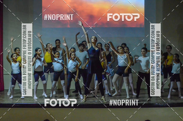 Buy your photos of the eventApresentao de dana  da Escola Uruguai na Escola Rainha do Brasil on Fotop