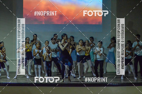 Buy your photos of the eventApresentao de dana  da Escola Uruguai na Escola Rainha do Brasil on Fotop