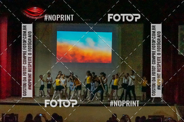 Buy your photos of the eventApresentao de dana  da Escola Uruguai na Escola Rainha do Brasil on Fotop
