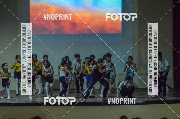 Buy your photos of the eventApresentao de dana  da Escola Uruguai na Escola Rainha do Brasil on Fotop