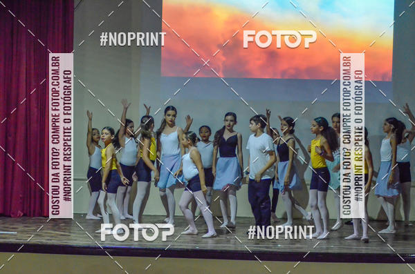 Buy your photos of the eventApresentao de dana  da Escola Uruguai na Escola Rainha do Brasil on Fotop