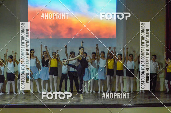 Buy your photos of the eventApresentao de dana  da Escola Uruguai na Escola Rainha do Brasil on Fotop