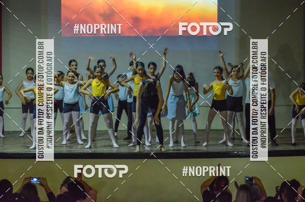 Buy your photos of the eventApresentao de dana  da Escola Uruguai na Escola Rainha do Brasil on Fotop