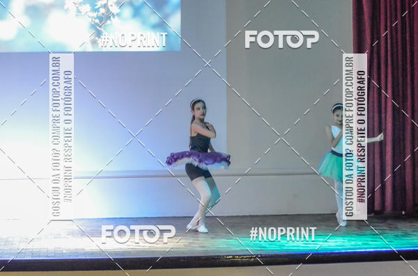 Buy your photos of the eventApresentao de dana  da Escola Uruguai na Escola Rainha do Brasil on Fotop