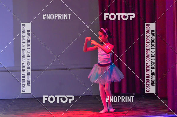 Buy your photos of the eventApresentao de dana  da Escola Uruguai na Escola Rainha do Brasil on Fotop