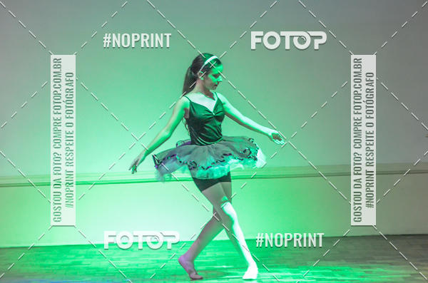 Buy your photos of the eventApresentao de dana  da Escola Uruguai na Escola Rainha do Brasil on Fotop