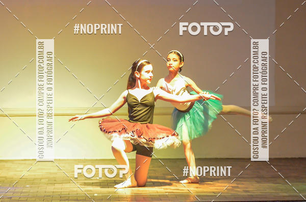 Buy your photos of the eventApresentao de dana  da Escola Uruguai na Escola Rainha do Brasil on Fotop