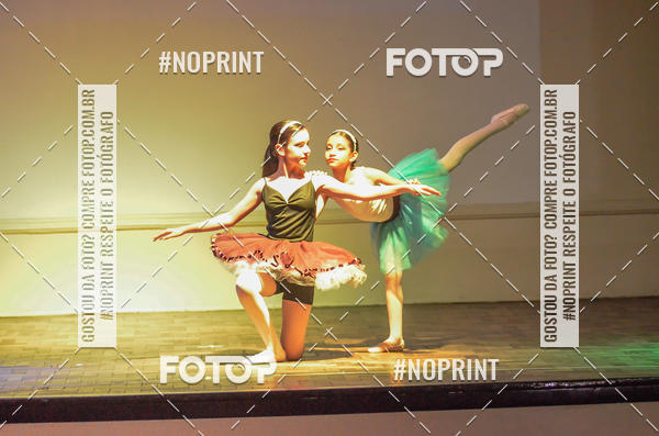 Buy your photos of the eventApresentao de dana  da Escola Uruguai na Escola Rainha do Brasil on Fotop
