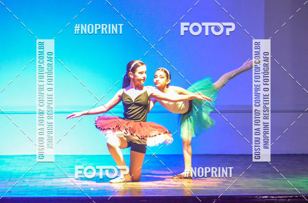 Buy your photos of the eventApresentao de dana  da Escola Uruguai na Escola Rainha do Brasil on Fotop