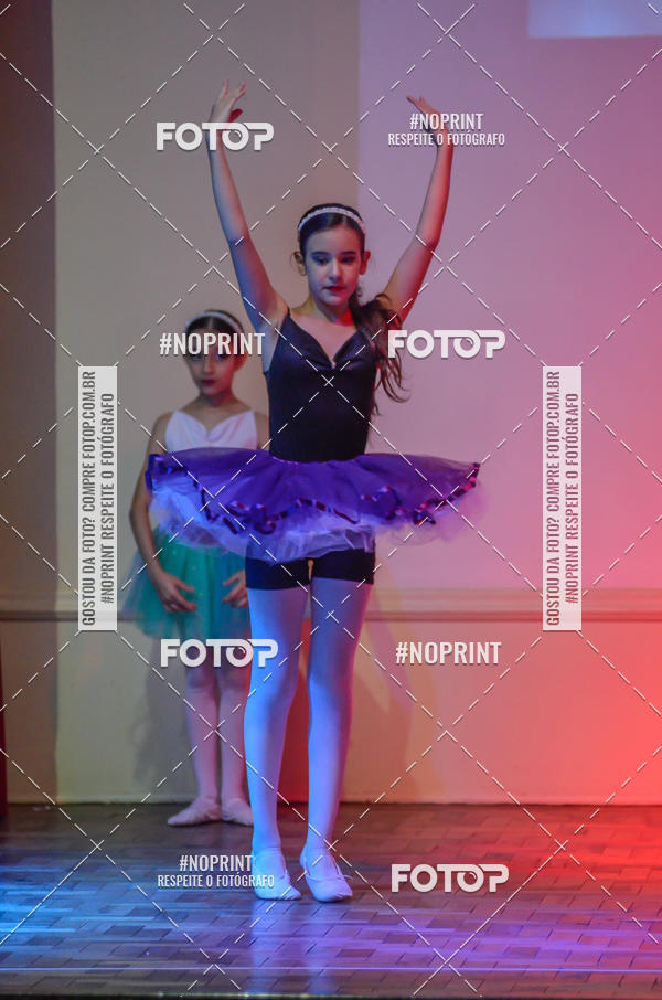 Buy your photos of the eventApresentao de dana  da Escola Uruguai na Escola Rainha do Brasil on Fotop