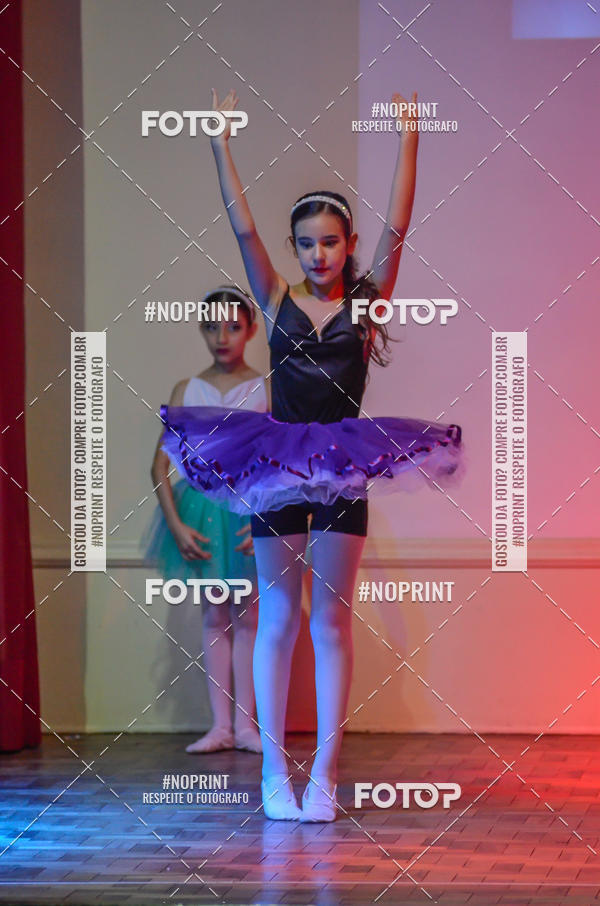 Buy your photos of the eventApresentao de dana  da Escola Uruguai na Escola Rainha do Brasil on Fotop