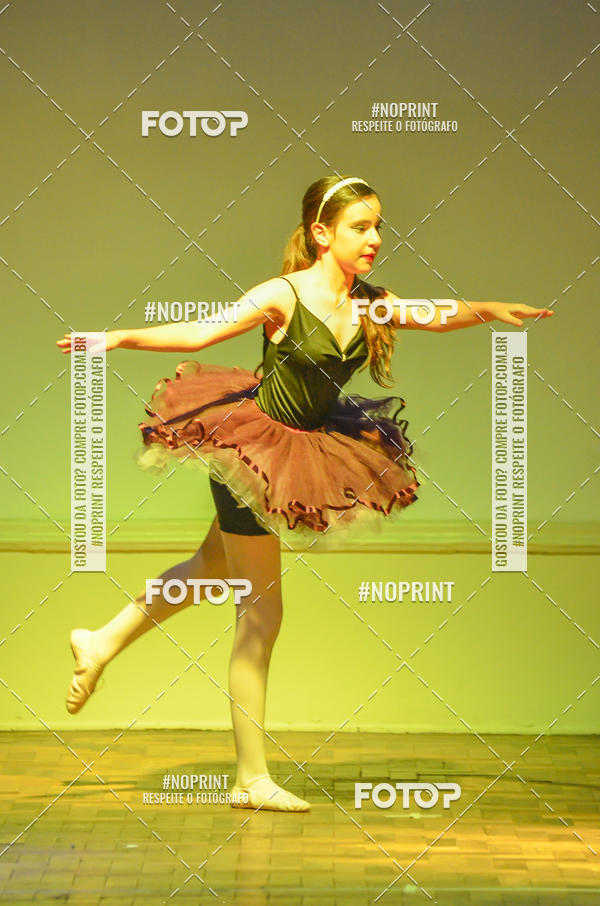 Buy your photos of the eventApresentao de dana  da Escola Uruguai na Escola Rainha do Brasil on Fotop