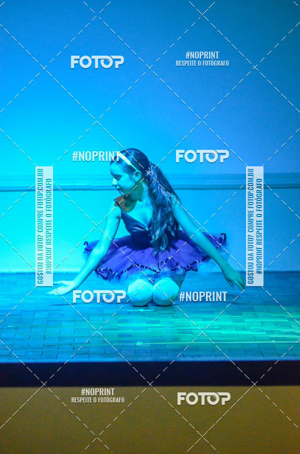 Buy your photos of the eventApresentao de dana  da Escola Uruguai na Escola Rainha do Brasil on Fotop
