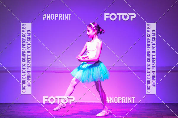 Buy your photos of the eventApresentao de dana  da Escola Uruguai na Escola Rainha do Brasil on Fotop