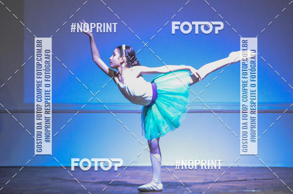 Buy your photos of the eventApresentao de dana  da Escola Uruguai na Escola Rainha do Brasil on Fotop