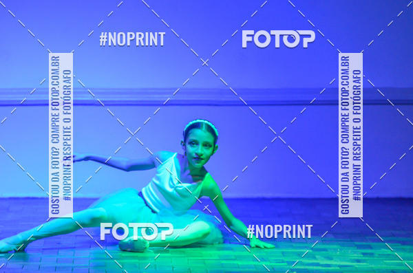 Buy your photos of the eventApresentao de dana  da Escola Uruguai na Escola Rainha do Brasil on Fotop