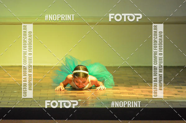 Buy your photos of the eventApresentao de dana  da Escola Uruguai na Escola Rainha do Brasil on Fotop