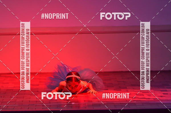 Buy your photos of the eventApresentao de dana  da Escola Uruguai na Escola Rainha do Brasil on Fotop