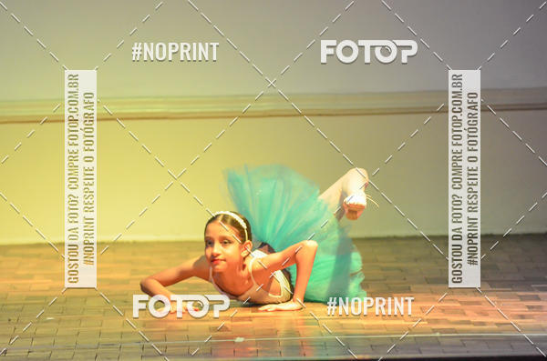 Buy your photos of the eventApresentao de dana  da Escola Uruguai na Escola Rainha do Brasil on Fotop
