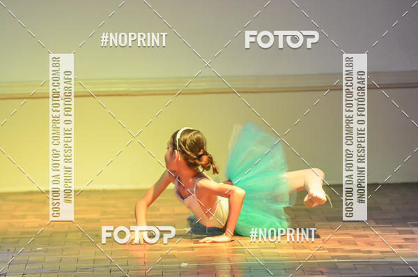 Buy your photos of the eventApresentao de dana  da Escola Uruguai na Escola Rainha do Brasil on Fotop