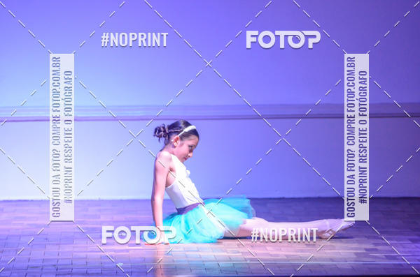 Buy your photos of the eventApresentao de dana  da Escola Uruguai na Escola Rainha do Brasil on Fotop