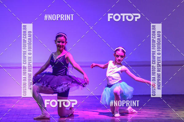 Buy your photos of the eventApresentao de dana  da Escola Uruguai na Escola Rainha do Brasil on Fotop