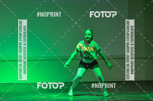 Buy your photos of the eventApresentao de dana  da Escola Uruguai na Escola Rainha do Brasil on Fotop